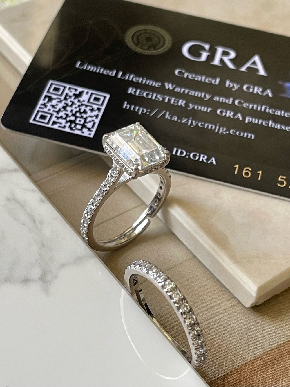 3.635 ct. GRA certified Moissanite Ring with Et. band in 925 Silver, US7-10
